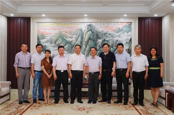 说明: //news.zhibocn.net/__local/8/E7/94/E1EAA0DE775B55BE6D460EF2F45_FE6D076B_23F44.jpg